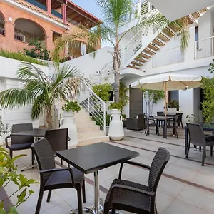 https://hotel-belvir.in-sardinia.net